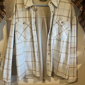 Cream & Tan Plaid Button-Up Shacket
